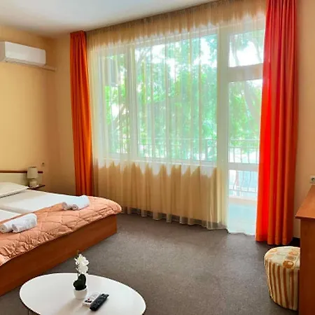 Vendégház Azure Family 3*